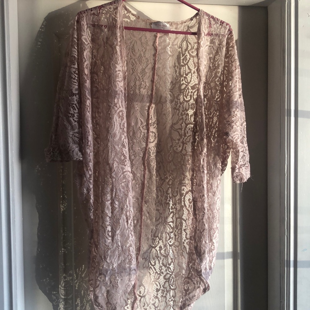 Half sleeve lace cardigan